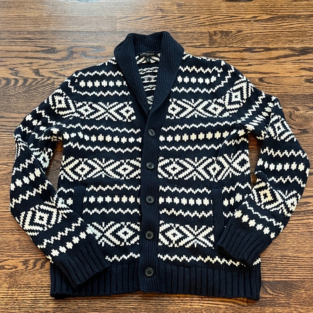 Banana Republic men’s navy & cream fair isle holiday winter cardigan sweater